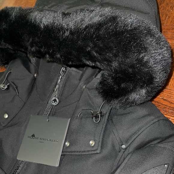 🔥 Moose Knuckles Yukon Bomber Jacket - BRAND NEW 🔥 - Picture 8 of 8
